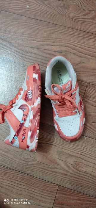 Кроссовки 35 размер в идеальном состоянии