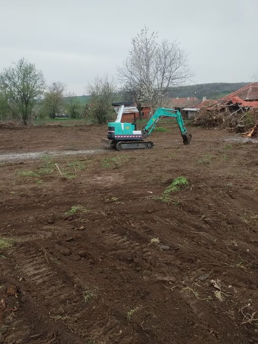 Услуги с багер и самосвал Русе  190 е
