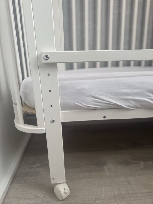 Продам детскую кроватку