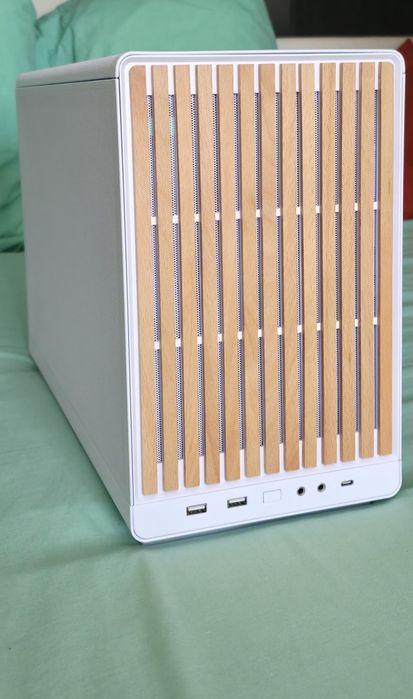 PC Gaming / i9 285 / 32GB / 1TB  / 5070 TI  / 1000W / Monitor / NOU