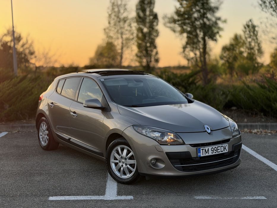 Renault Megane 3 1.5 dCi 110 CP | Panoramic | Navi | Keyless