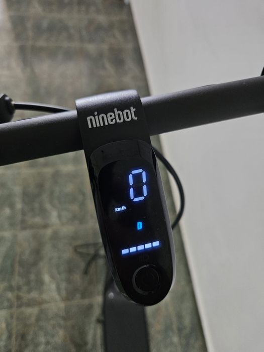 Ninebot KickScooter F2 Segway! AM NEVOIE DE BANI URGENT!!