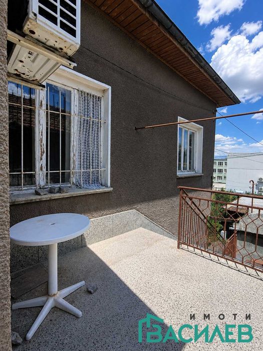Продава КЪЩА град Перник, Ралица