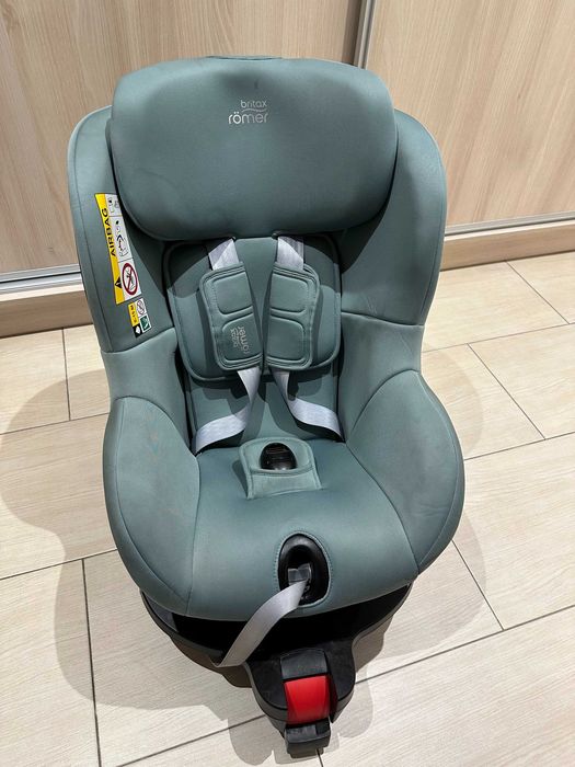 Столче за кола Britax Römer Dualfix 3 i-Size + FlexBase iSense