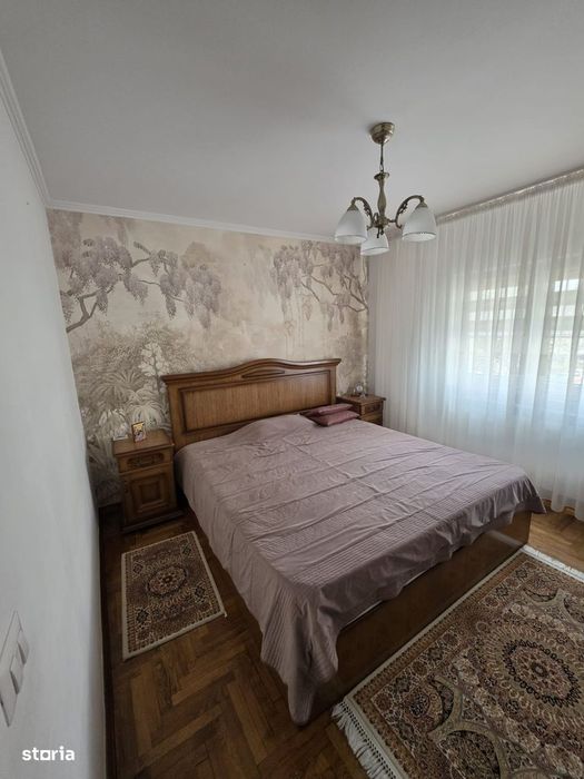 Apartament cu 3 camere decomandate, Obcini