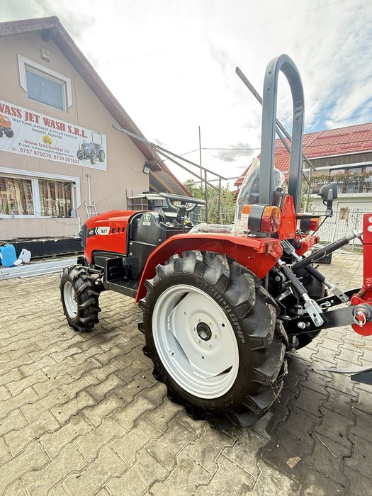 TRACTOR JAPONEZ VST 922 – 4x4 – 22 CP