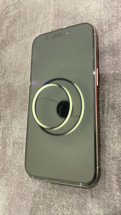 Продам iPhone 15 Pro 256GB Natural Titanium