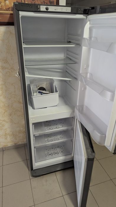 Холодильник Бирюса W133 с документами

OTC)