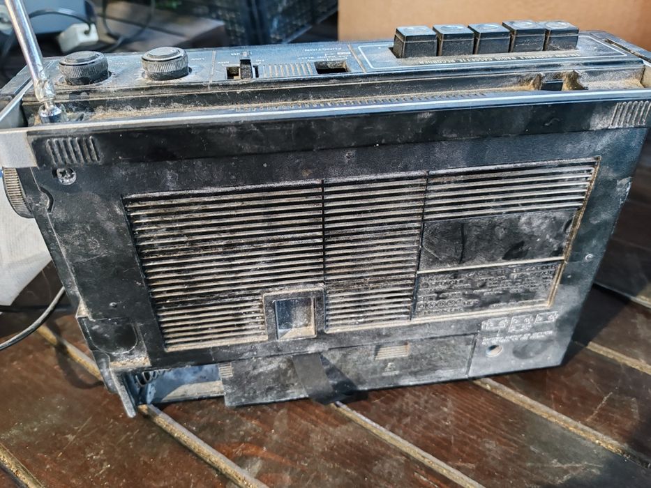 Hitachi TRK-5600 е ,работещ