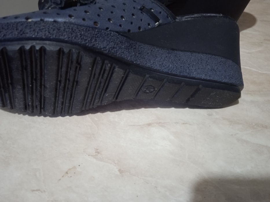 Чехли, размер 39