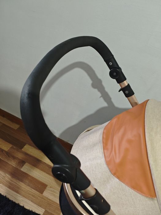 Продам коляску Amelie.