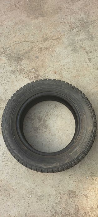 Продам зимнюю резину 185/65/R16