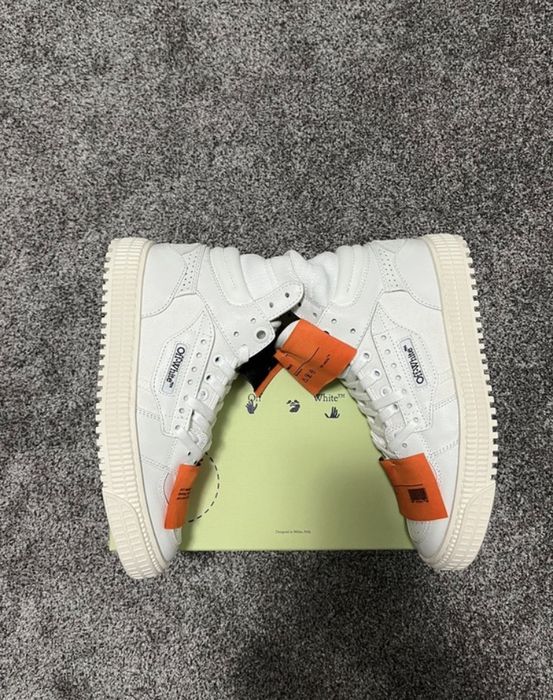 Off White Court 3.0
