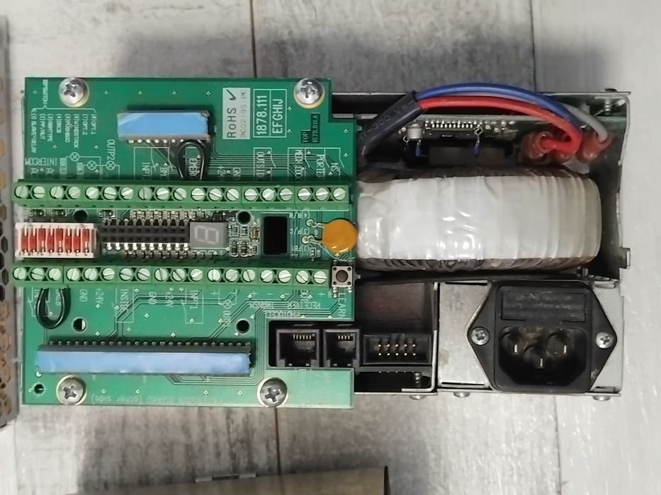 Unitati si placi diferite modele