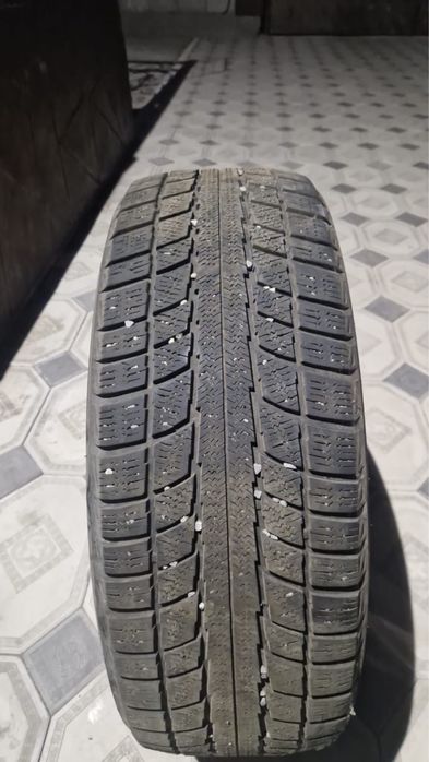 Продам шины 235/55 /9 Зимние
