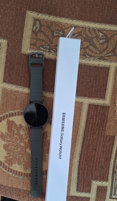 Продаю часы Galaxy watch 7