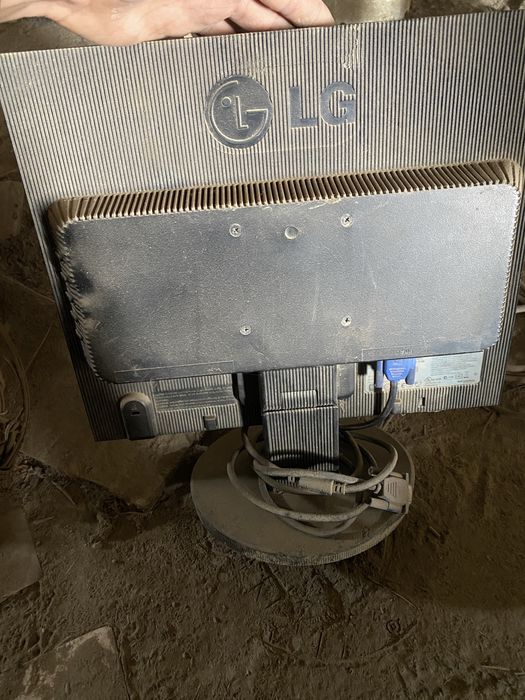 LG orginal manitor