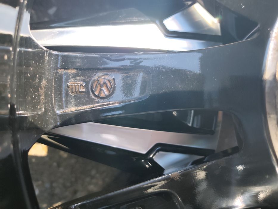 17" оригинални алуминиеви джанти за Vw Golf, Passat, T-roc..