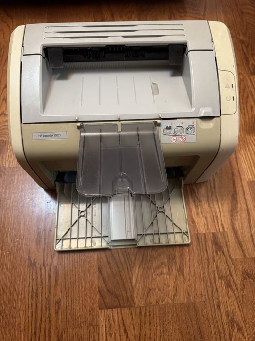 Продам принтер HP
