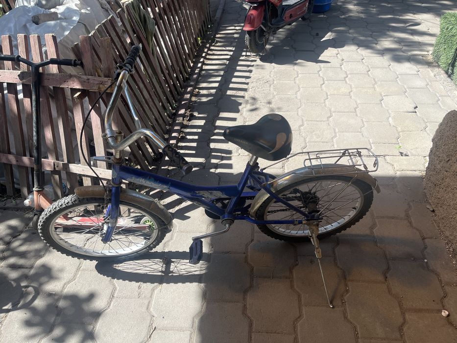 Велосипед целый