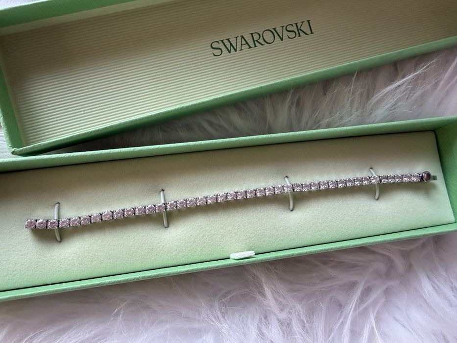 Златна гривна Goto, тенис гривна Swarovski