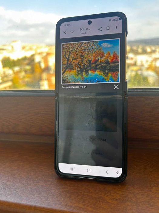 Продавам Samsung galaxy z flip 4