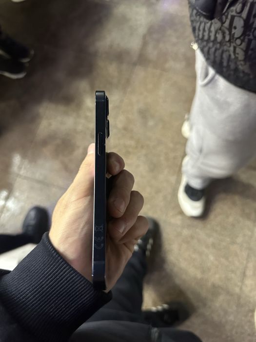 Айфон 13 каробка док 300$