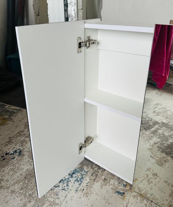 Зеркало шкаф ванную