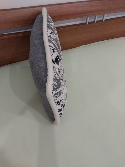 Подушки велюровые