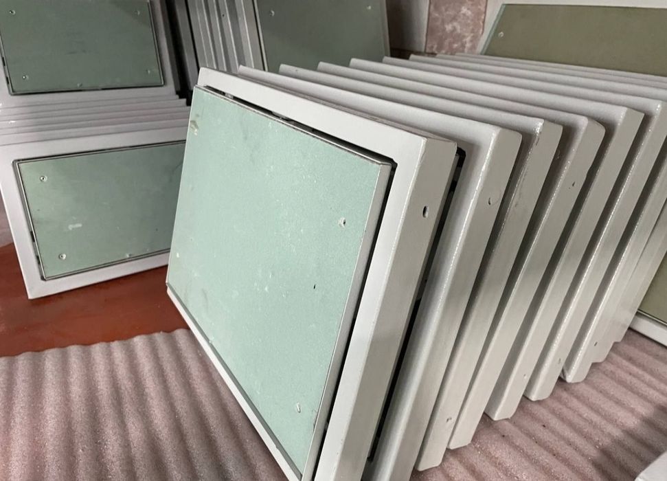 Сантехнические ревизионные люки под плитку Line-Style