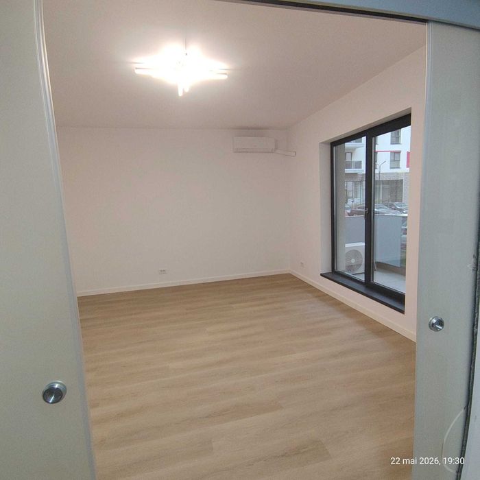 Ap 2 camere la parter in Exigent Plaza Faza 5, ideal pt. activități comerciale, dar si pt. locuit