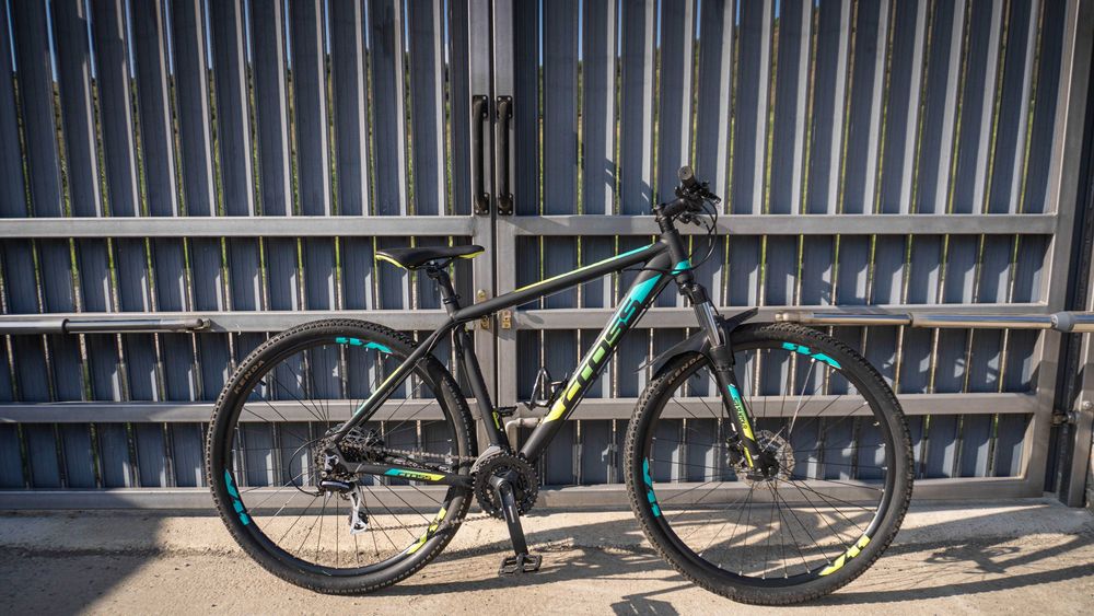 Bicicleta CROSS GRX 7 29” 2022 – Mărimea L – Hardtail MTB, Stare foarte bună, ca nou, recent servisată