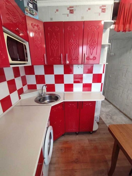 3х комнатная квартира в 16 мкр, на 4 этаже из 5, Ленина,201