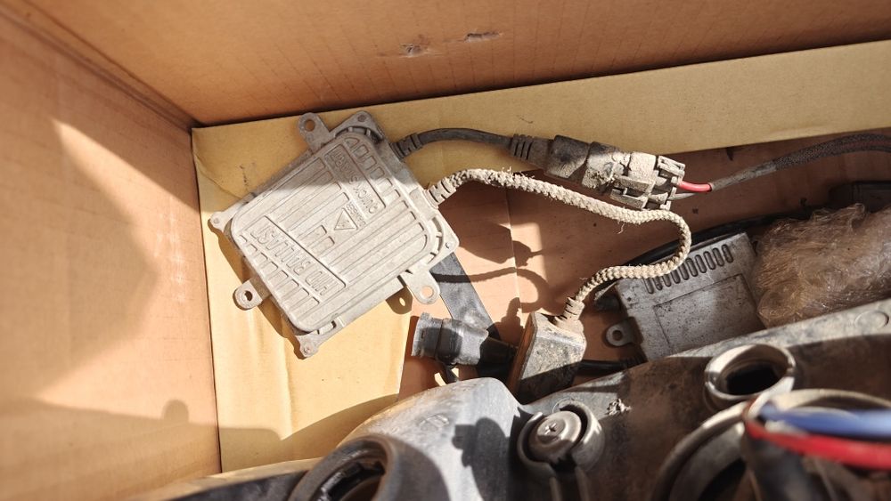 Land Cruiser 100 фары б/у