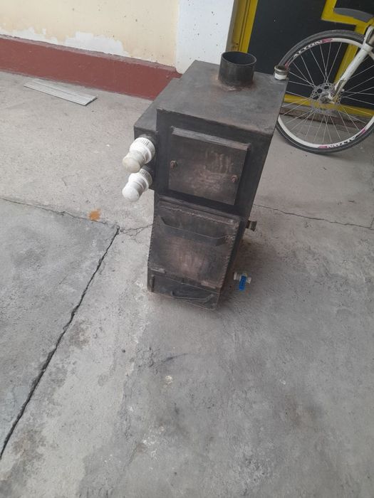 KATYOʻL SOTILADI.      suv matori padarka qiberaman srochno sotiladi