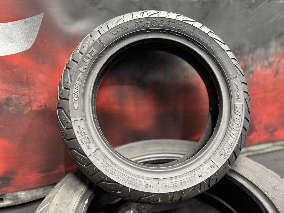 110 70 11, Гума за скутер, Michelin CityGrip