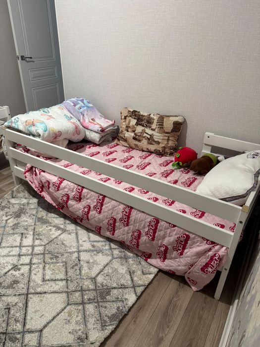 Продам 2 детские кровати