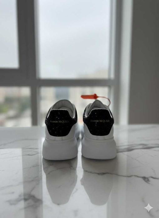 Adidasi Alexander McQueen Alb Pietricele - Full Box - Piele Naturala