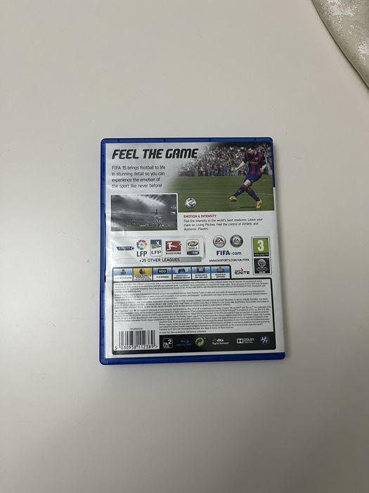 Продавам игра за PlayStation 4 Fifa 15