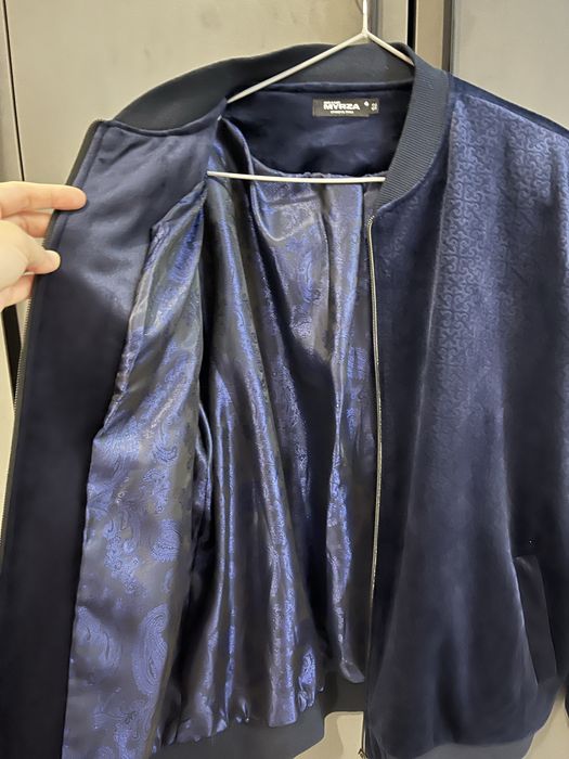 Продам бомбер в национальном стиле