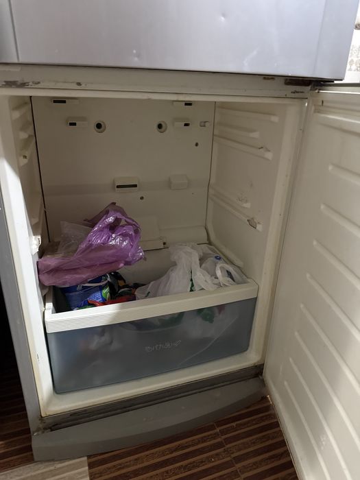 Холодильник Daewoo