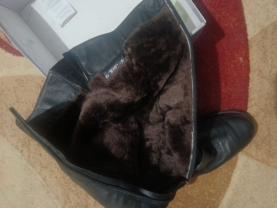 Продам кожанные натуральные сапоги