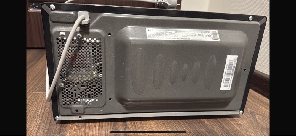 Продам микроволновку LG