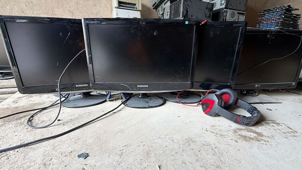 Монитор компьютер