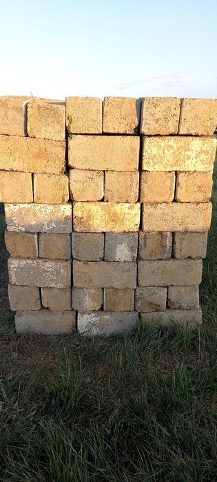 Продам пескоблоки хорошего качества.