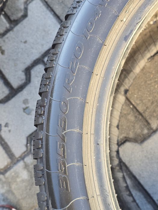 335 30 20 Pirelli