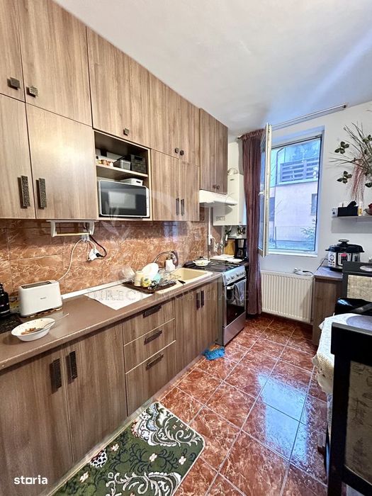 Apartament 2 camere de vanzare / Zona Eroilor / Floresti — fotografia 1