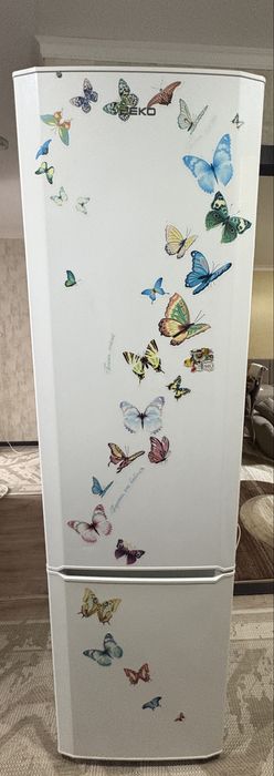 Продам холодильник