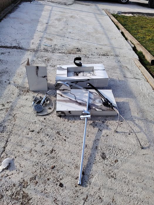 Аксесоари за баня параван душ батерия мивка дизайнерска