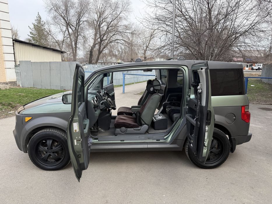 Продам Honda Element